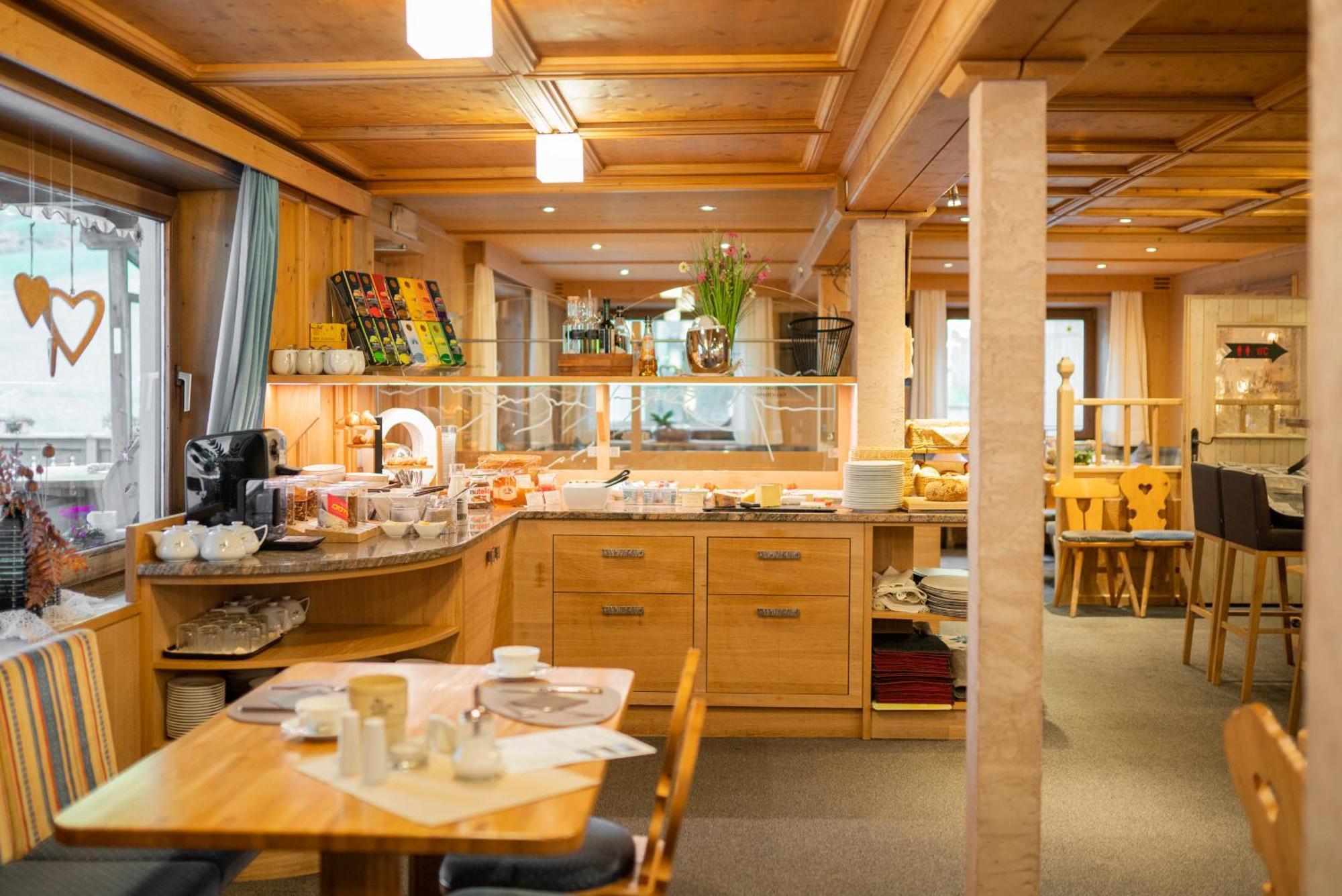 Hotel Das Lisann Pfelders Extérieur photo